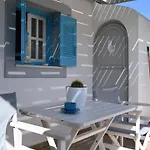 Koukida House Lägenhet